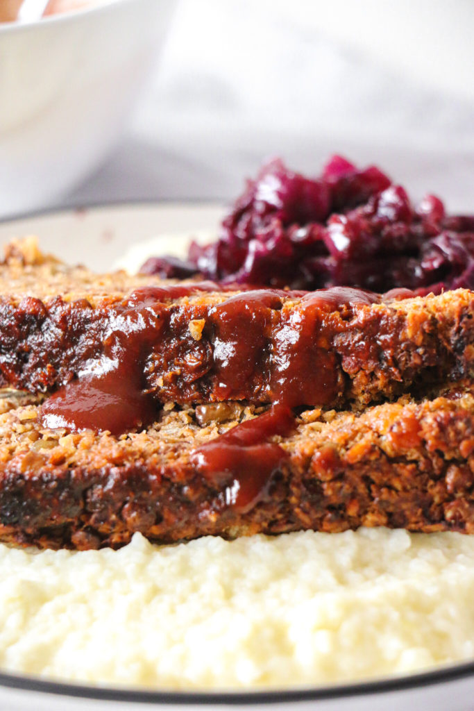 Easy meatless meatloaf